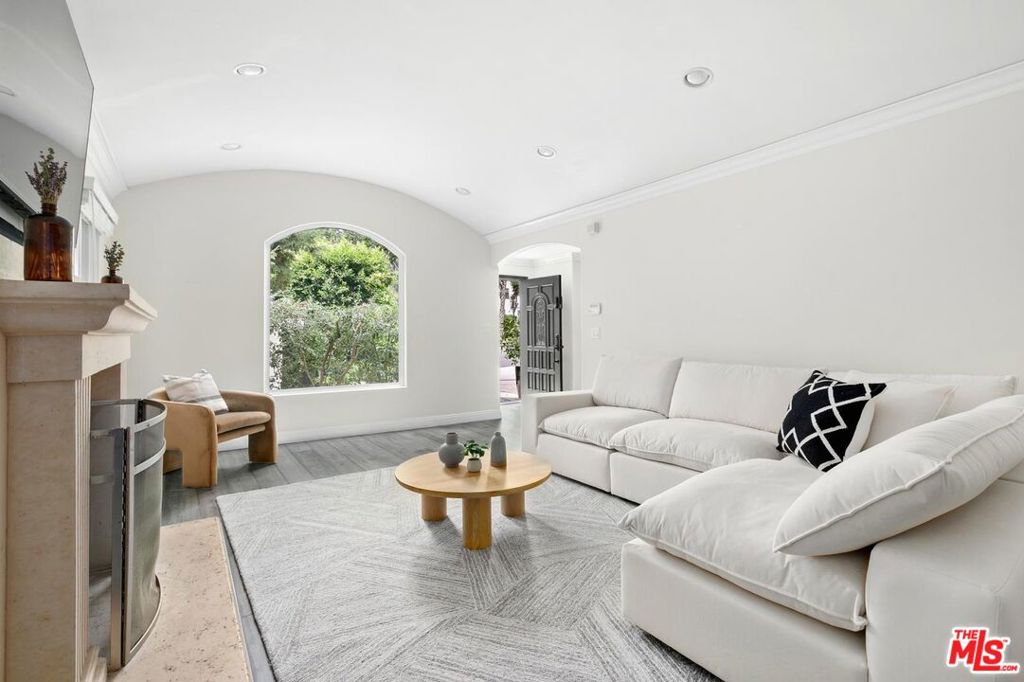 8610 Rugby Drive