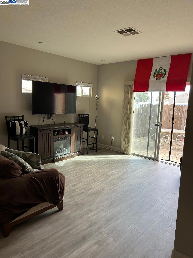 BAY POINTE - Residential