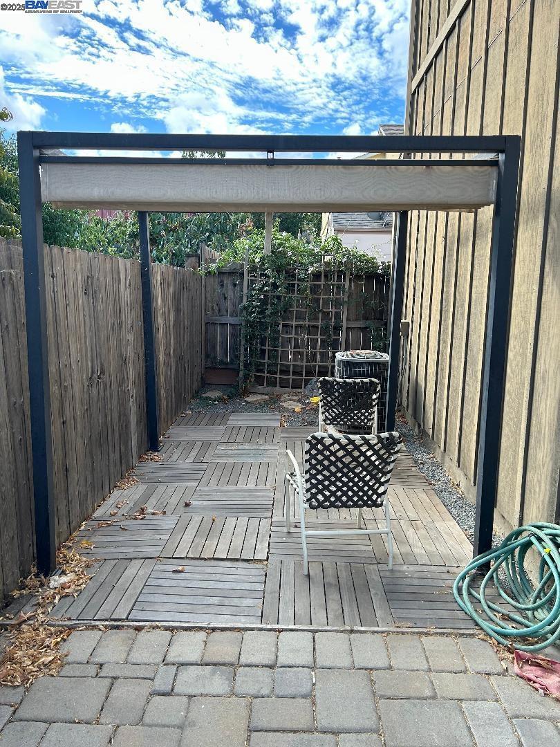 BAY POINTE - Residential