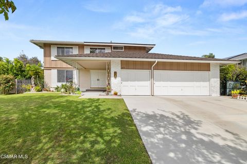 Photo of 635 W Velarde Drive, Thousand Oaks, CA 91360 (MLS # 226001548)