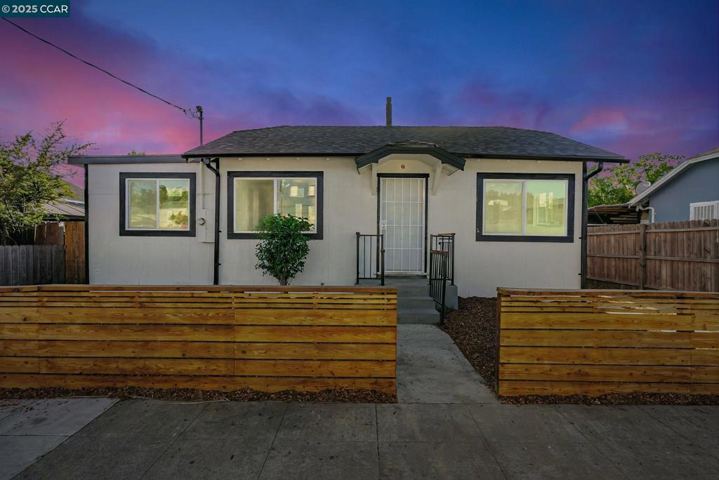 Welcome to 9525 Peach St. Great stater Home. Renovated 2 bed 2 baths. Updated kitchen with stainless steel apps. Updated bathrooms. Stackable washer and dryer. Extra storage shed. Low maintenance backyard. Must see.