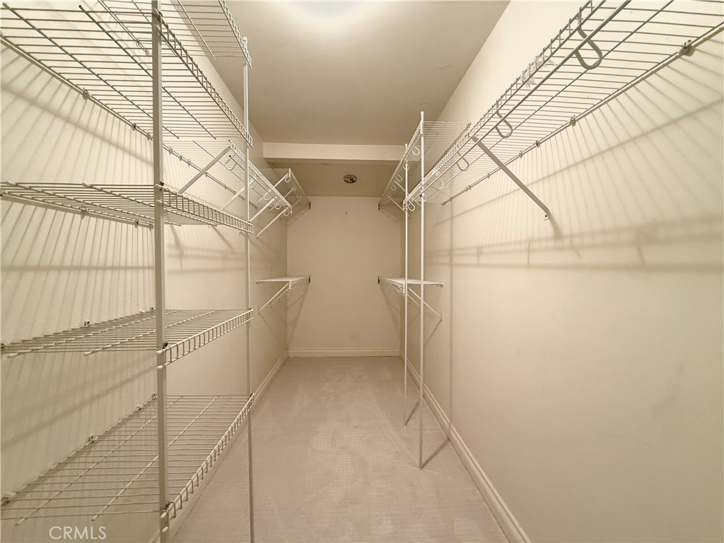 Agoura Country Townhomes (838) - Residential Lease