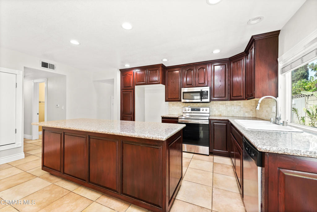 Tempo (Boalt)-181 - 1000992 - Residential Lease
