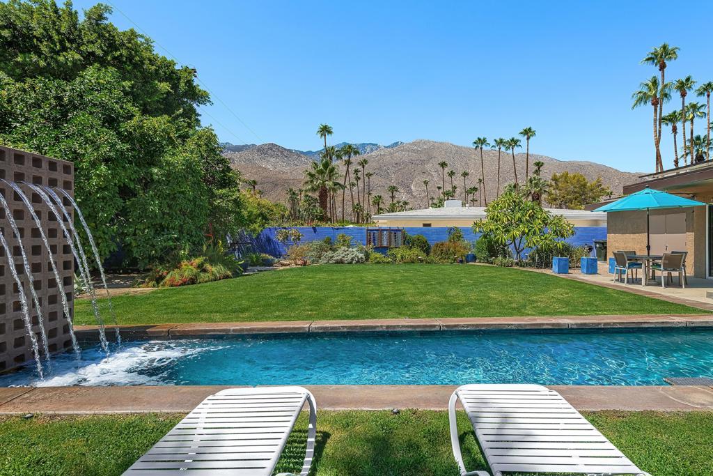 1175 E Cactus Road