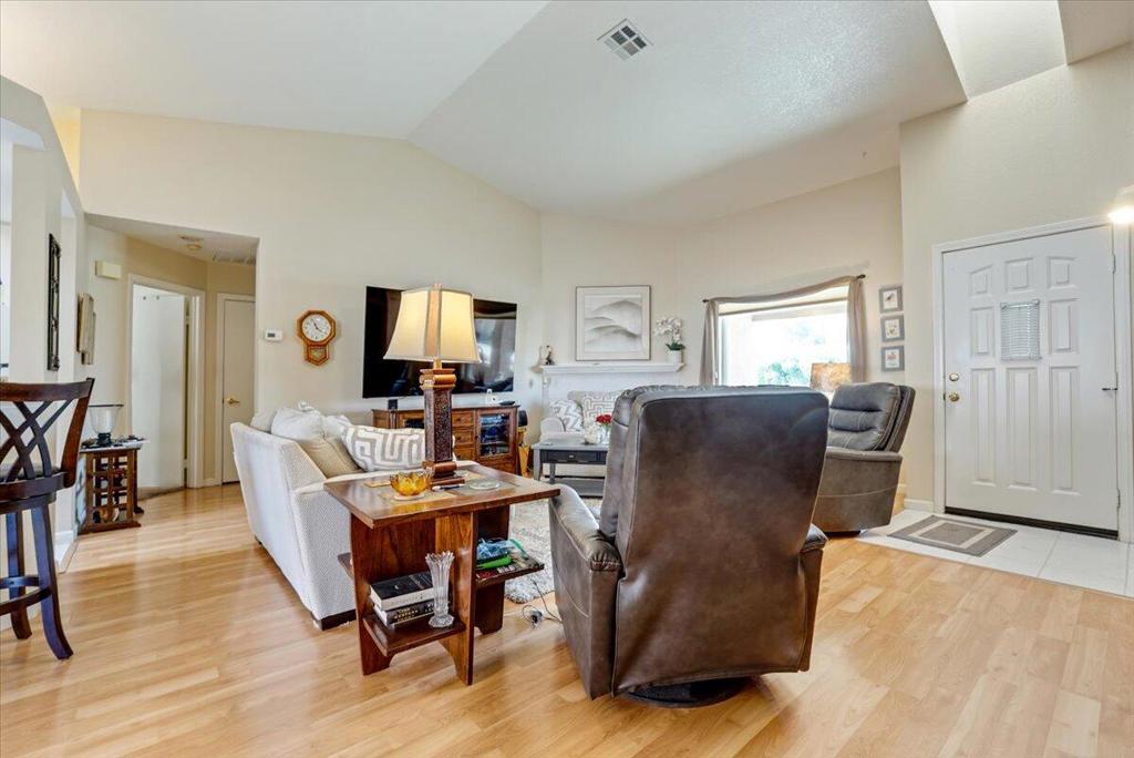 Tri Palm Estates - Residential