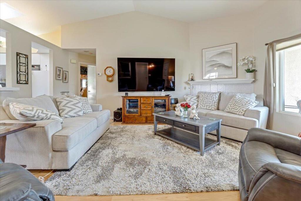 Tri Palm Estates - Residential