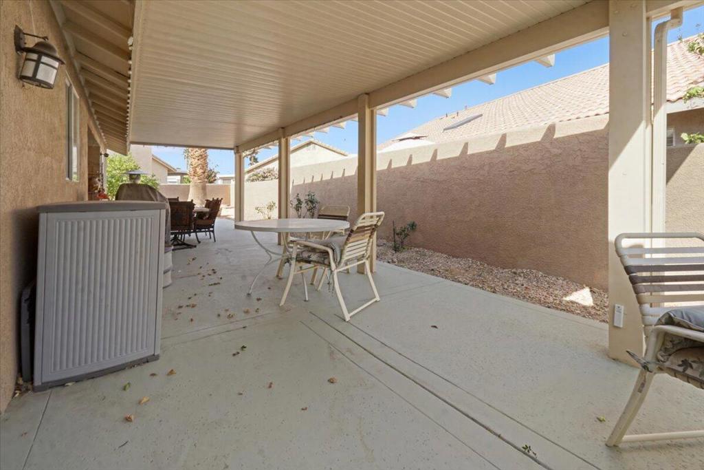 Tri Palm Estates - Residential