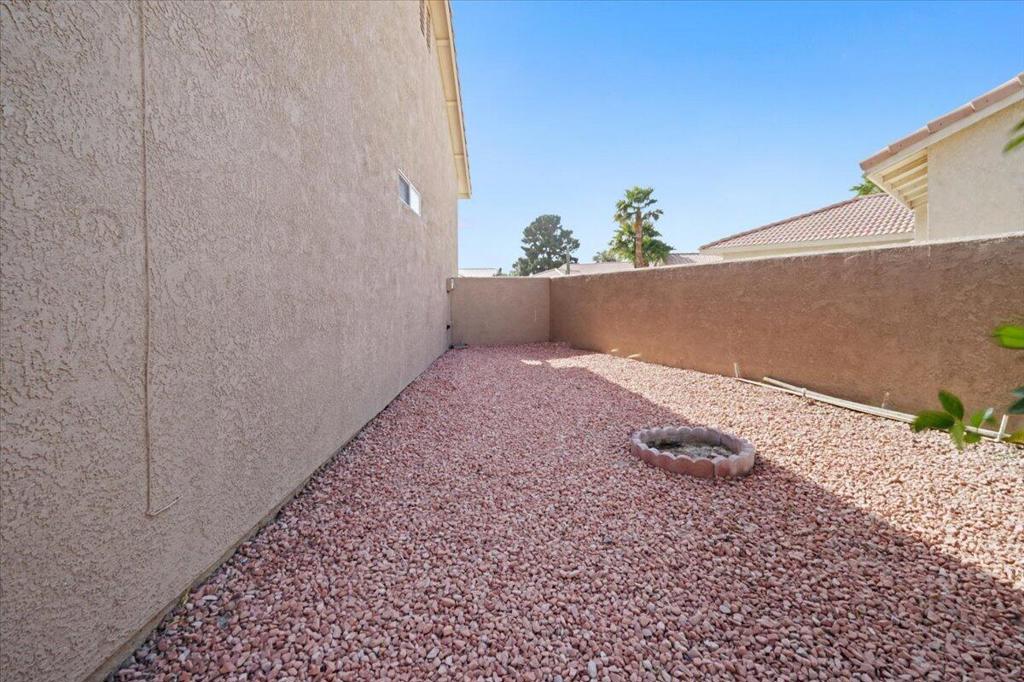 Tri Palm Estates - Residential