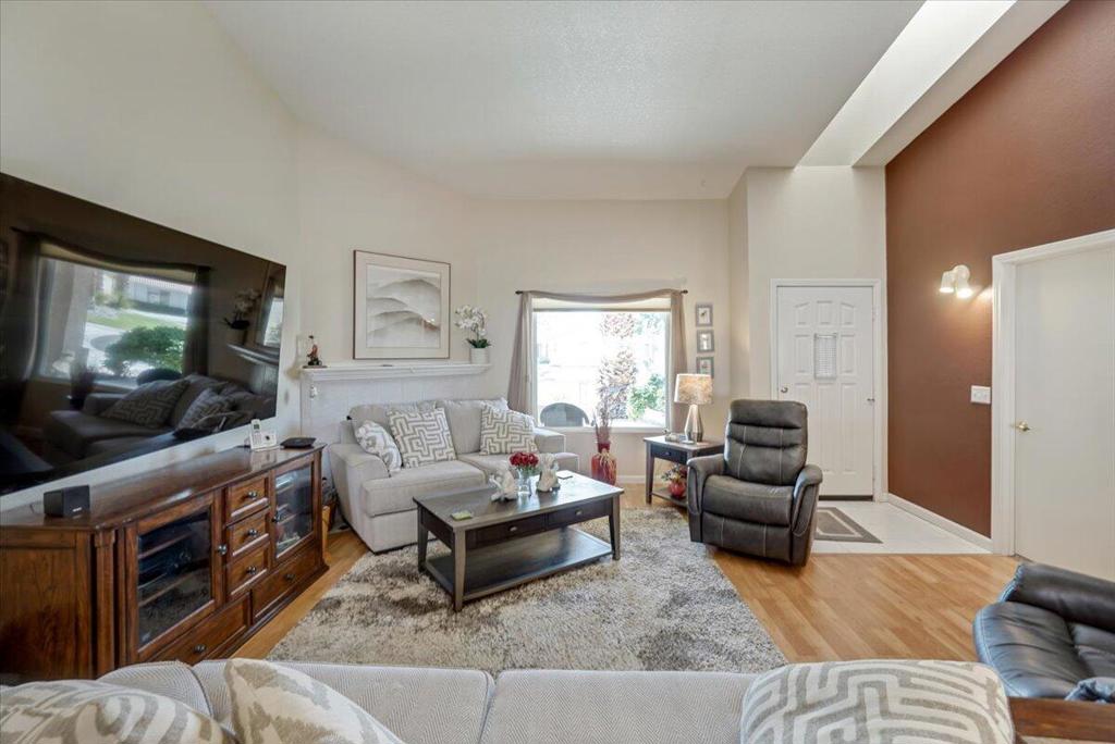 Tri Palm Estates - Residential