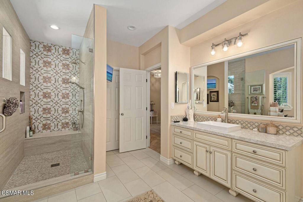 Chambord-804 - 804 - Residential