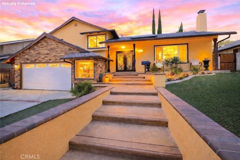 Photo of 28119 Winterdale Drive, Canyon Country, CA 91387 (MLS # SR26079001)