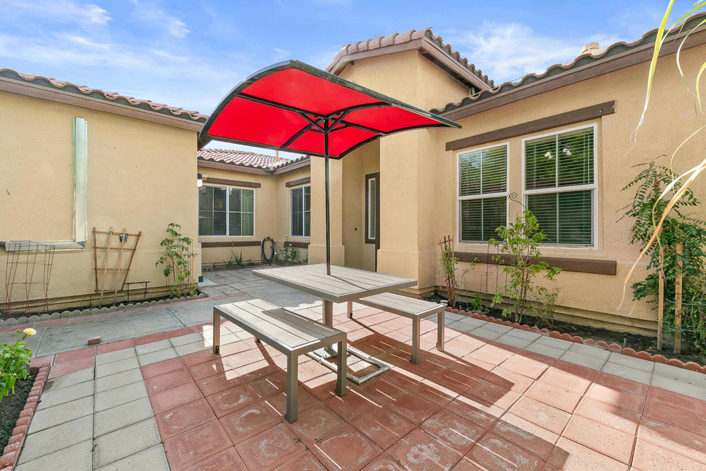 Westward Shadows - Residential