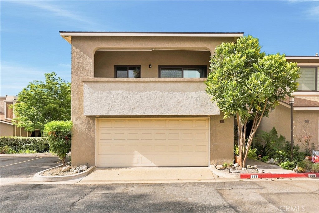 563 Wayland Court