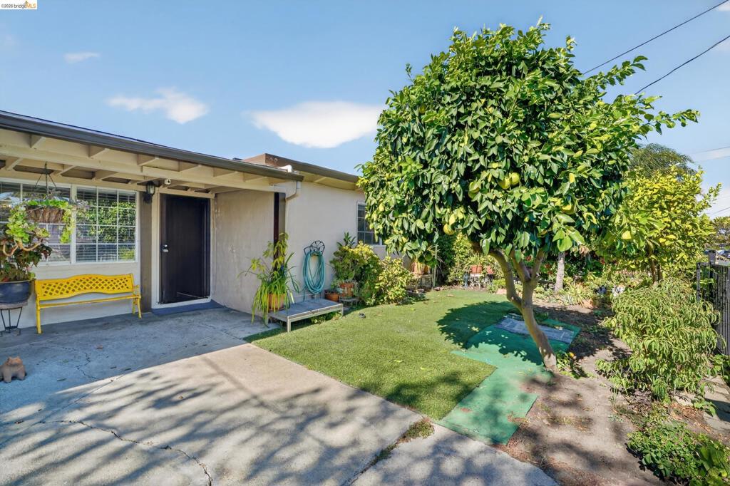 102 Bruno Ave