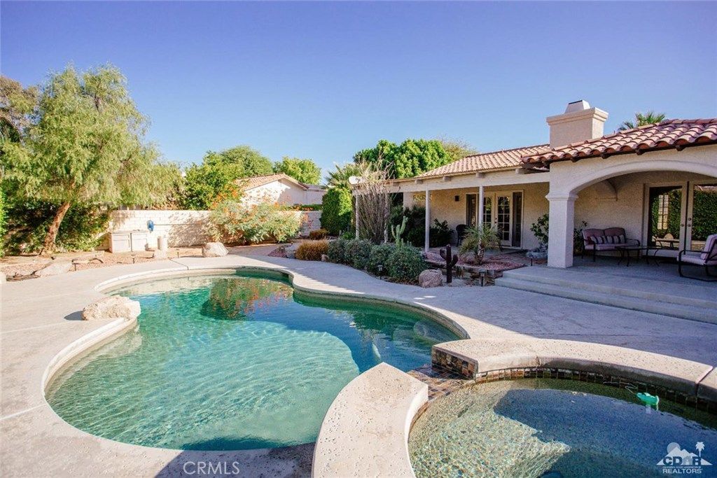 listing image 130724384121863615463