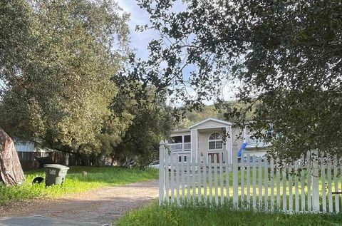 Photo of 19147 Las Encinas Drive, Ramona, CA 92065 (MLS # NDP2601809)