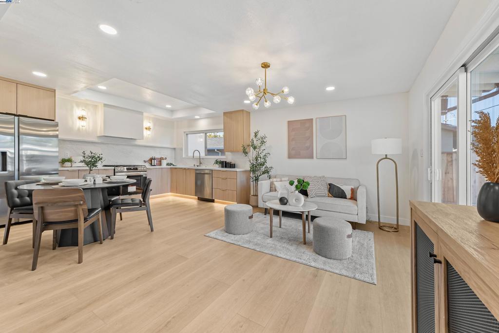 SUNDALE - Residential