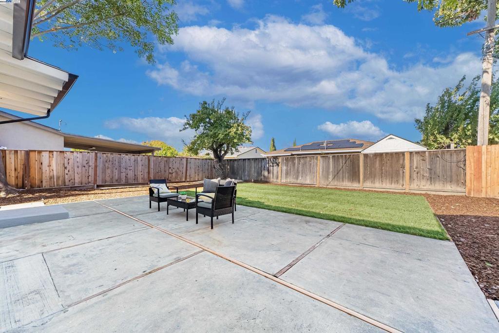 SUNDALE - Residential