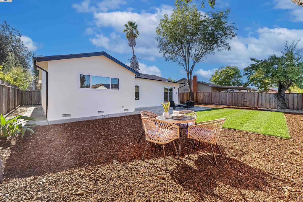 SUNDALE - Residential