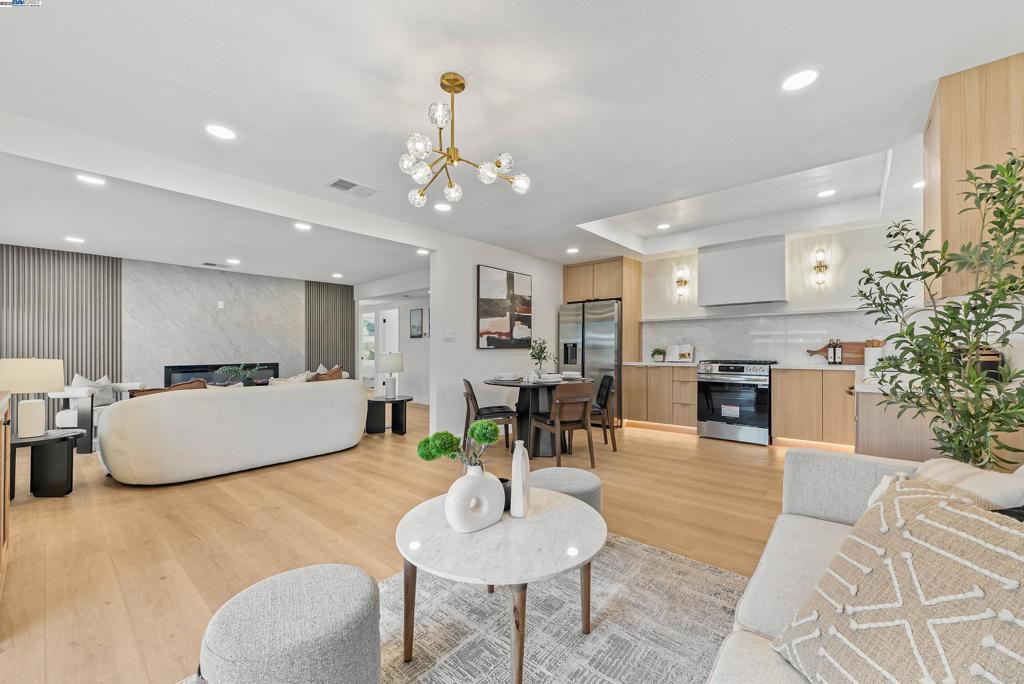 SUNDALE - Residential