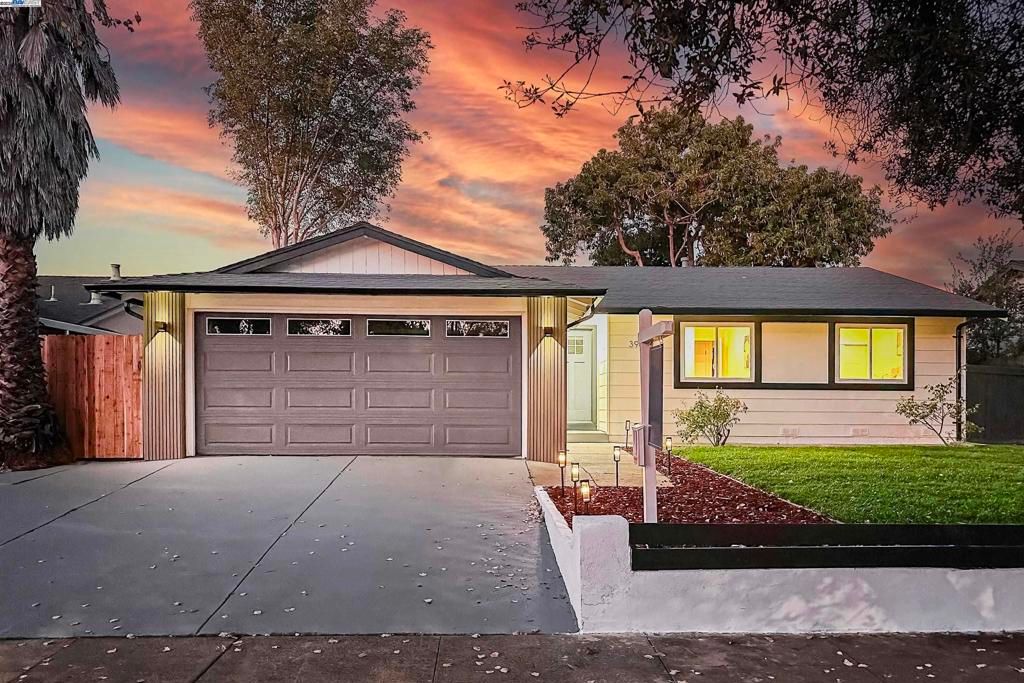 Photo of 39850 Sundale Dr. Dr, Fremont, CA 94538 (MLS # 41116014)