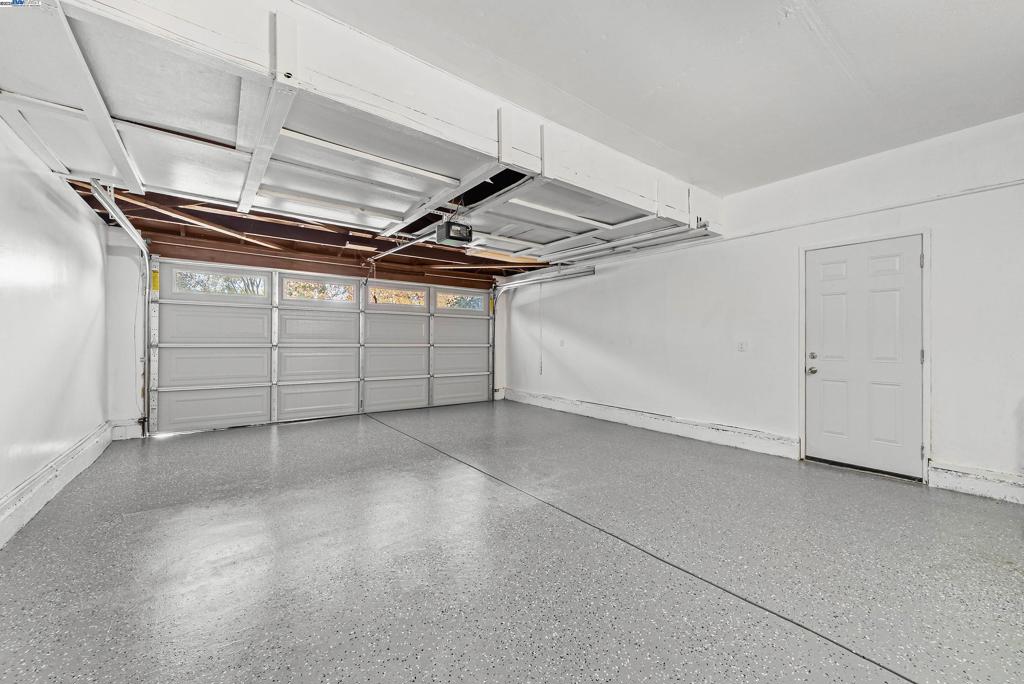 SUNDALE - Residential