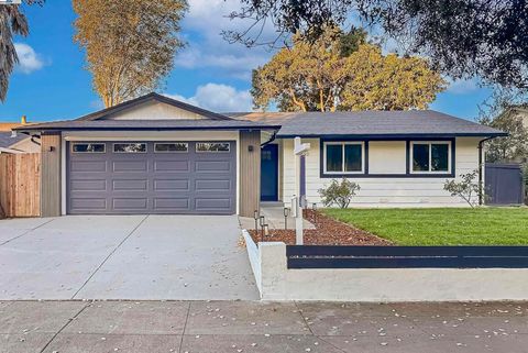 Photo of 39850 Sundale Dr. Dr, Fremont, CA 94538 (MLS # 41116014) Photo of 39850 Sundale Dr. Dr, Fremont, CA 94538 (MLS # 41116014)