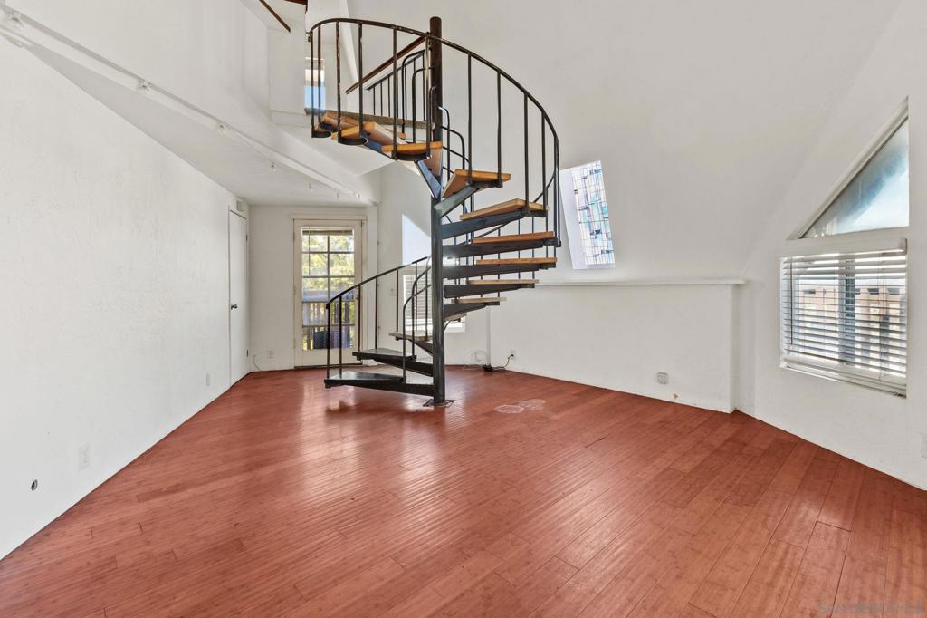 1608 Ramona Ave.