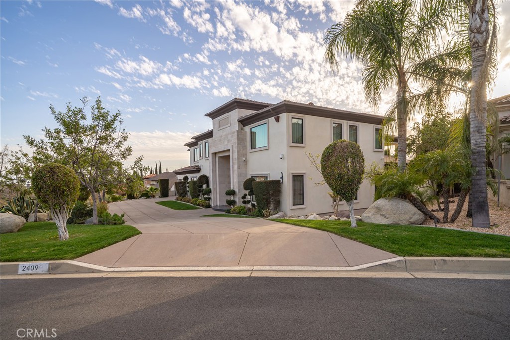 2409 Cliff Road