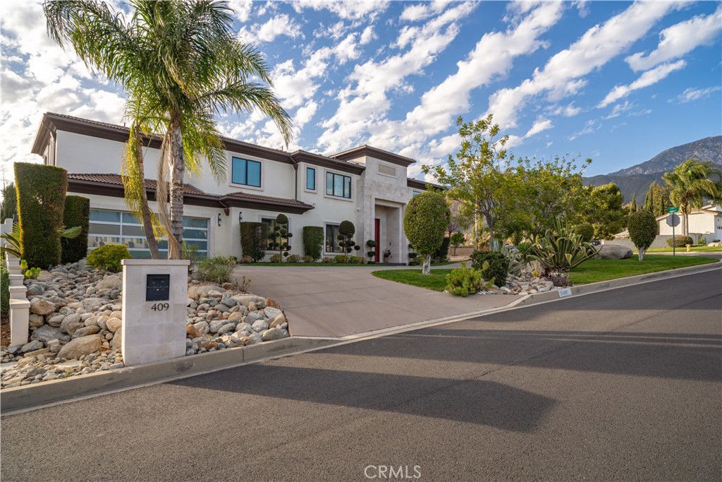 2409 Cliff Road