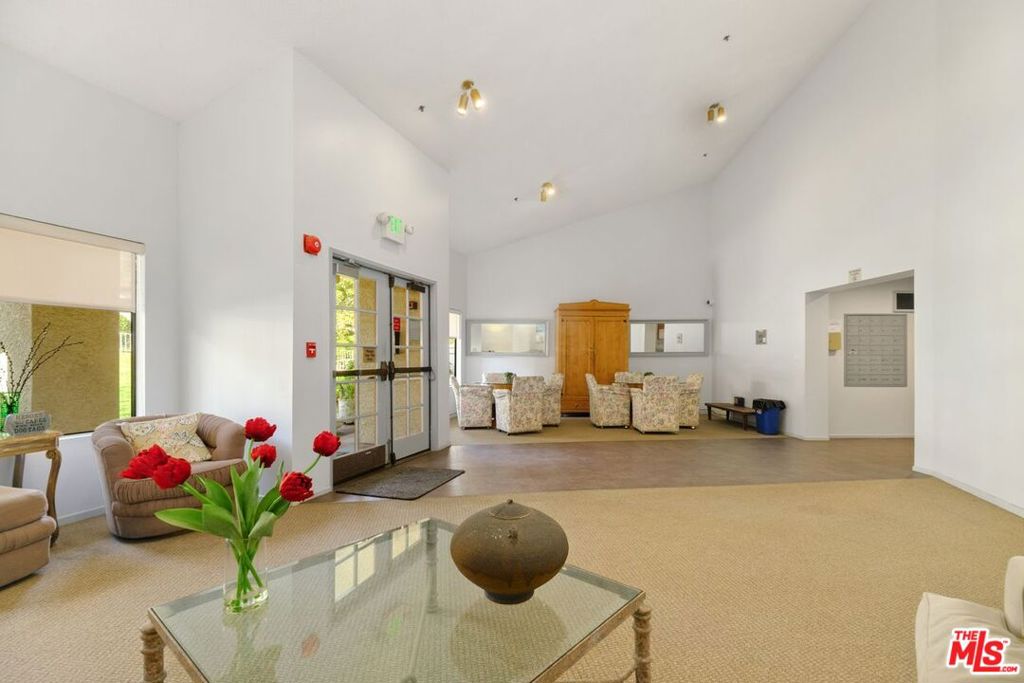 501 Palisades Drive 308
