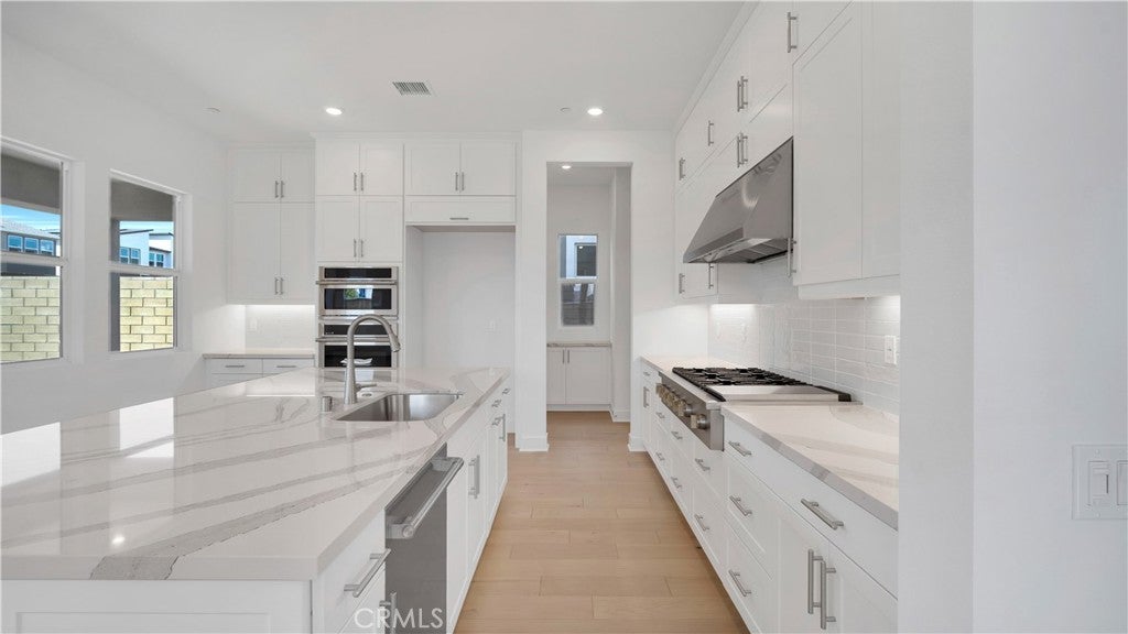 201 Briar Moon, Irvine CA 92618 - Photo 7