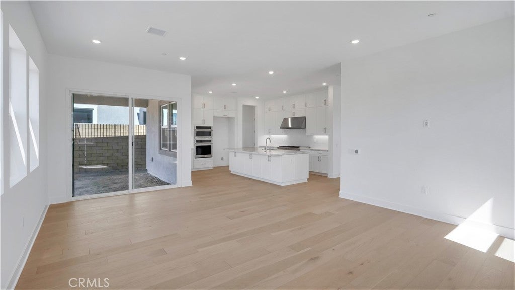 201 Briar Moon, Irvine CA 92618 - Photo 11