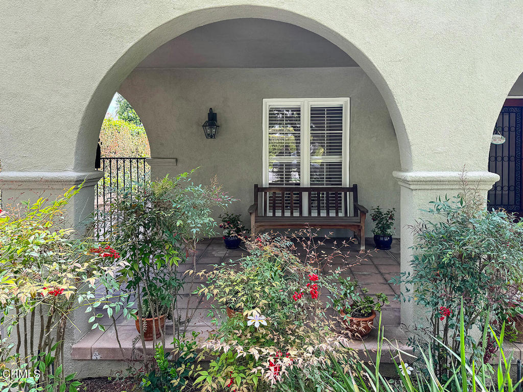 Properties 2 1220 Wentworth Avenue