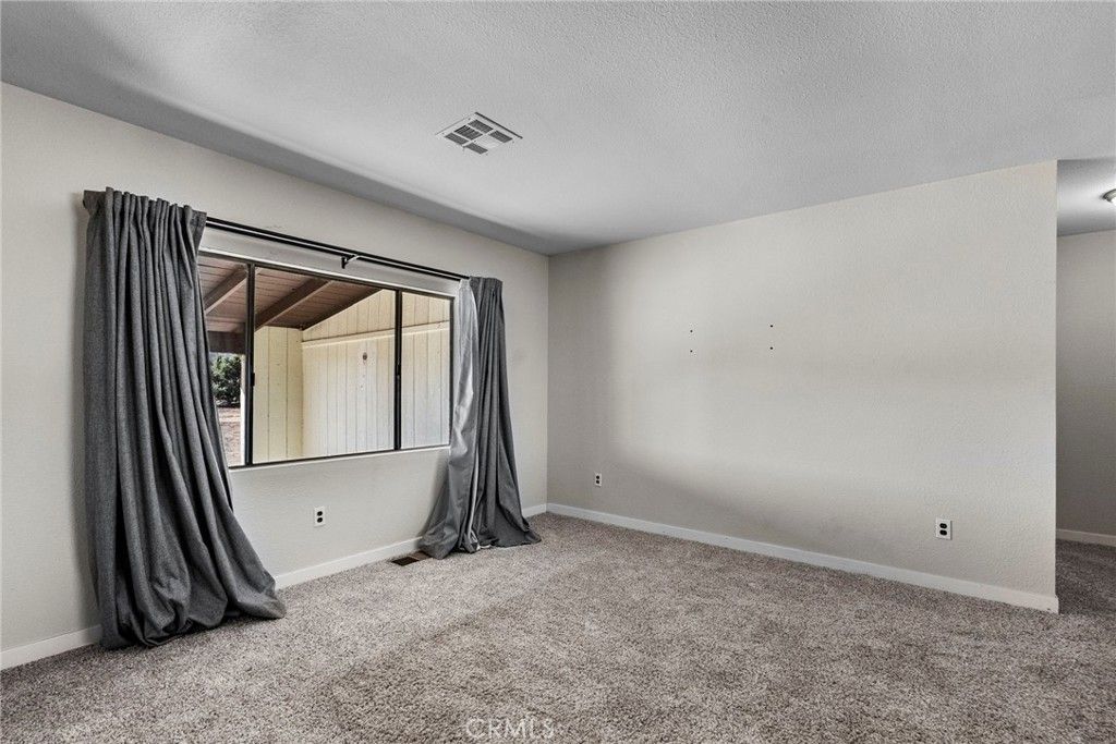 Photo of 47322 180th St W, Lancaster, CA 93536 (MLS # SR25242155)