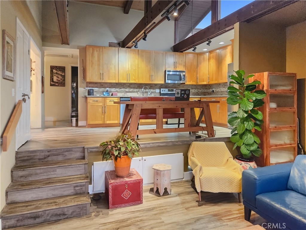 8321 Marina Pacifica N