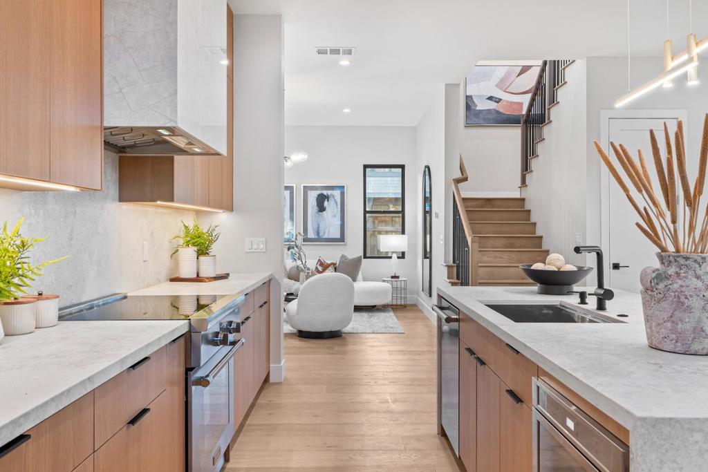 763 Cuesta Drive