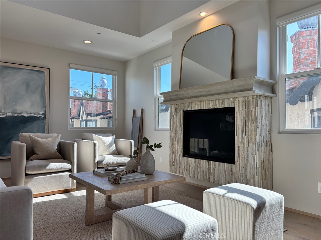 223 S Irena Avenue B