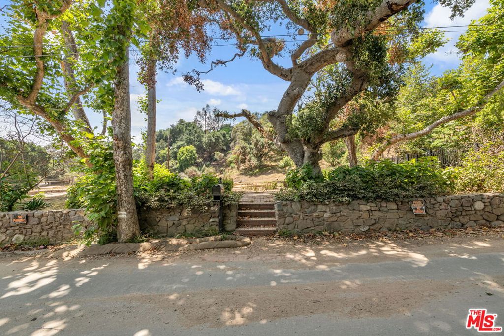 919 Rivas Canyon Road
