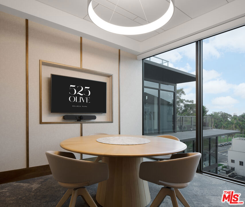olive street - Residential Lease