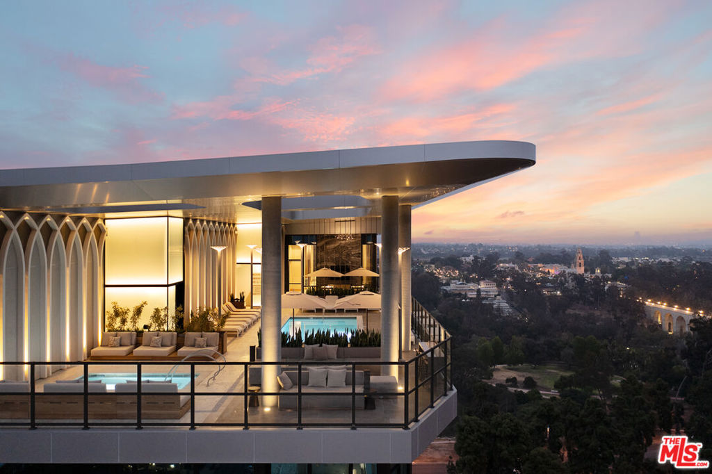 olive street - Residential Lease