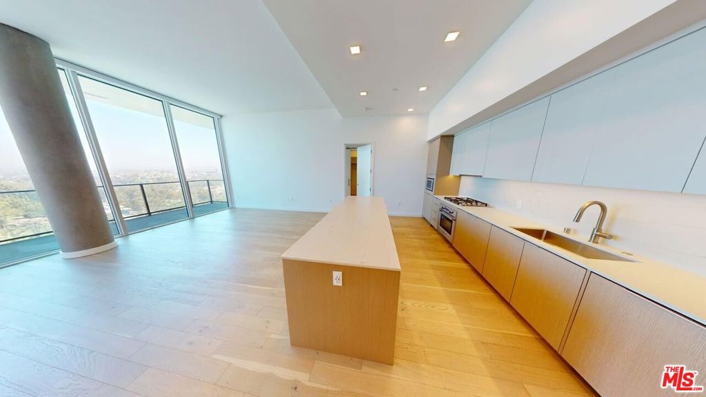 olive street - Residential Lease