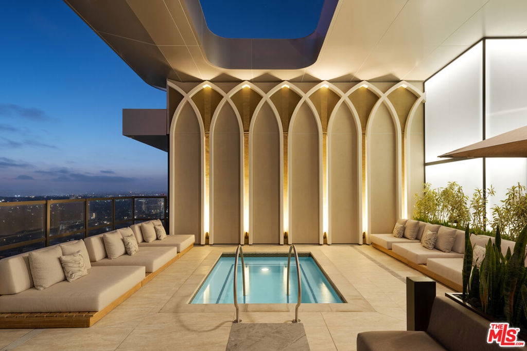 olive street - Residential Lease