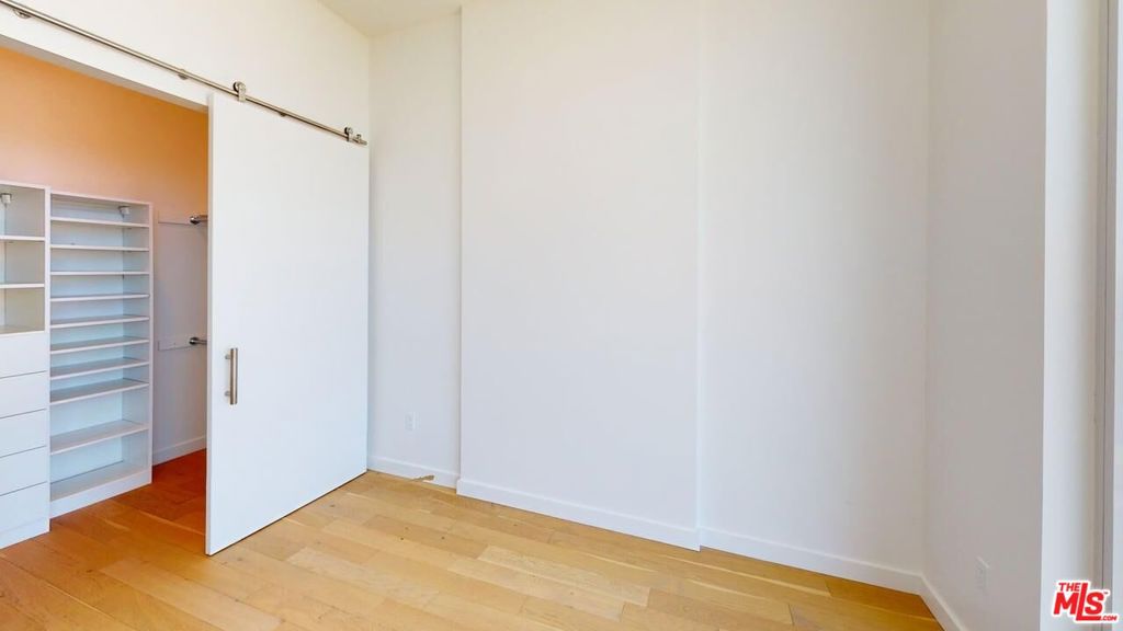 olive street - Residential Lease