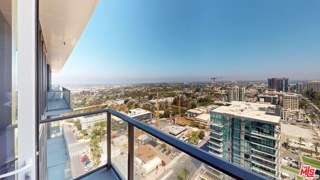 olive street - Residential Lease