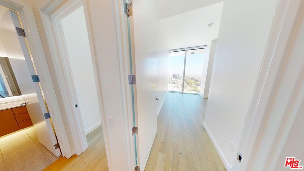 olive street - Residential Lease
