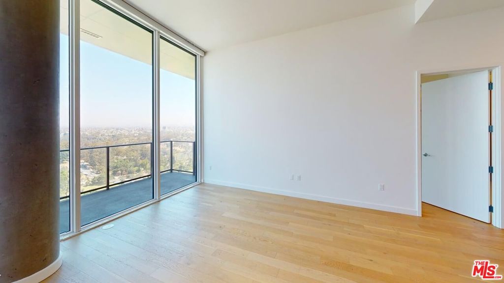 olive street - Residential Lease