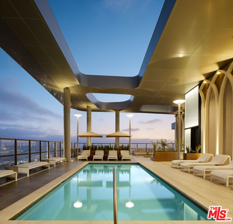 olive street - Residential Lease