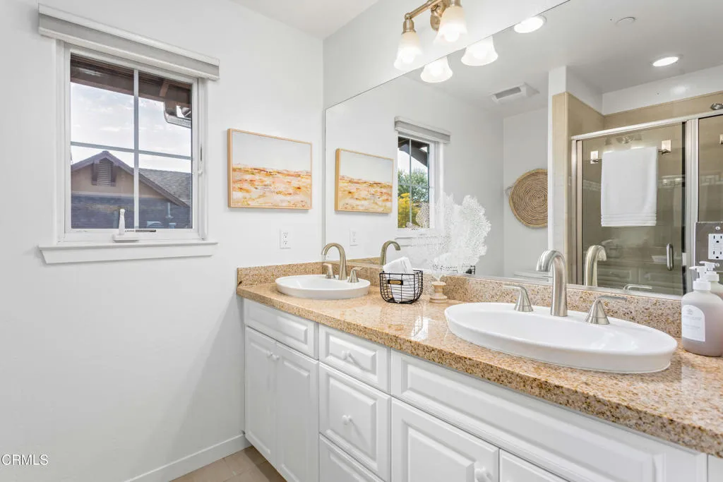 Goleta, California 93117, United States, 3 Bedrooms Bedrooms, ,3 BathroomsBathrooms,Residential,Active,119559