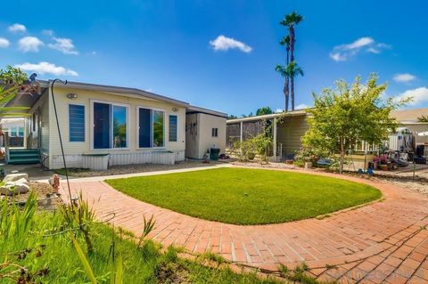 Photo of 2750 Wheatstone St #105, San Diego, CA 92111 (MLS # 250038938SD) Photo of 2750 Wheatstone St #105, San Diego, CA 92111 (MLS # 250038938SD)